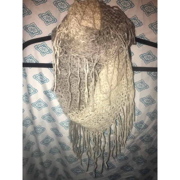 Infinity scarf! - Picture 2 of 3